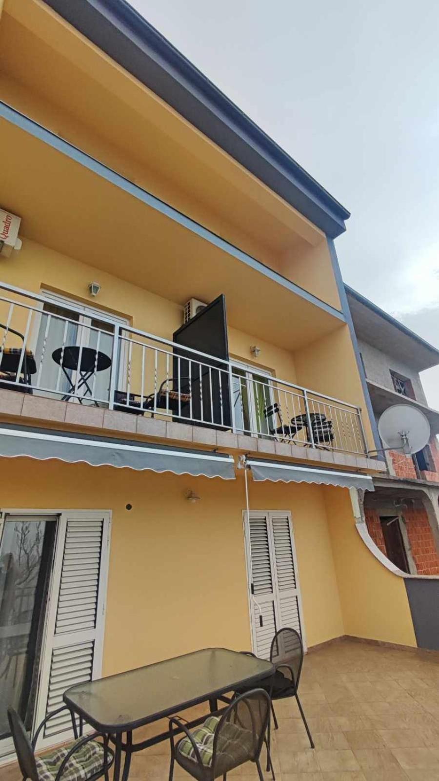Apartments New Charming Сень Экстерьер фото